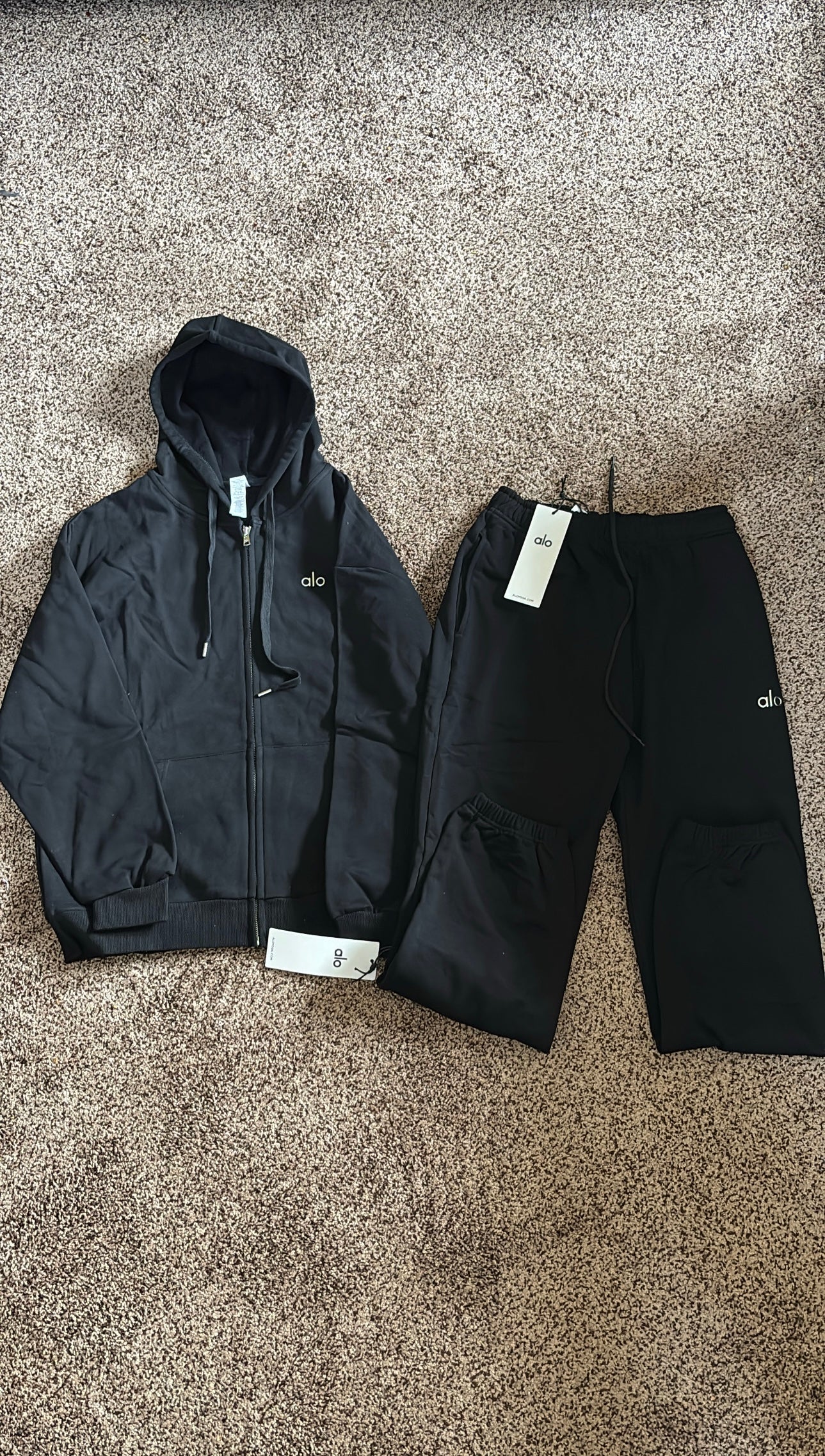 Full Black Alo Set